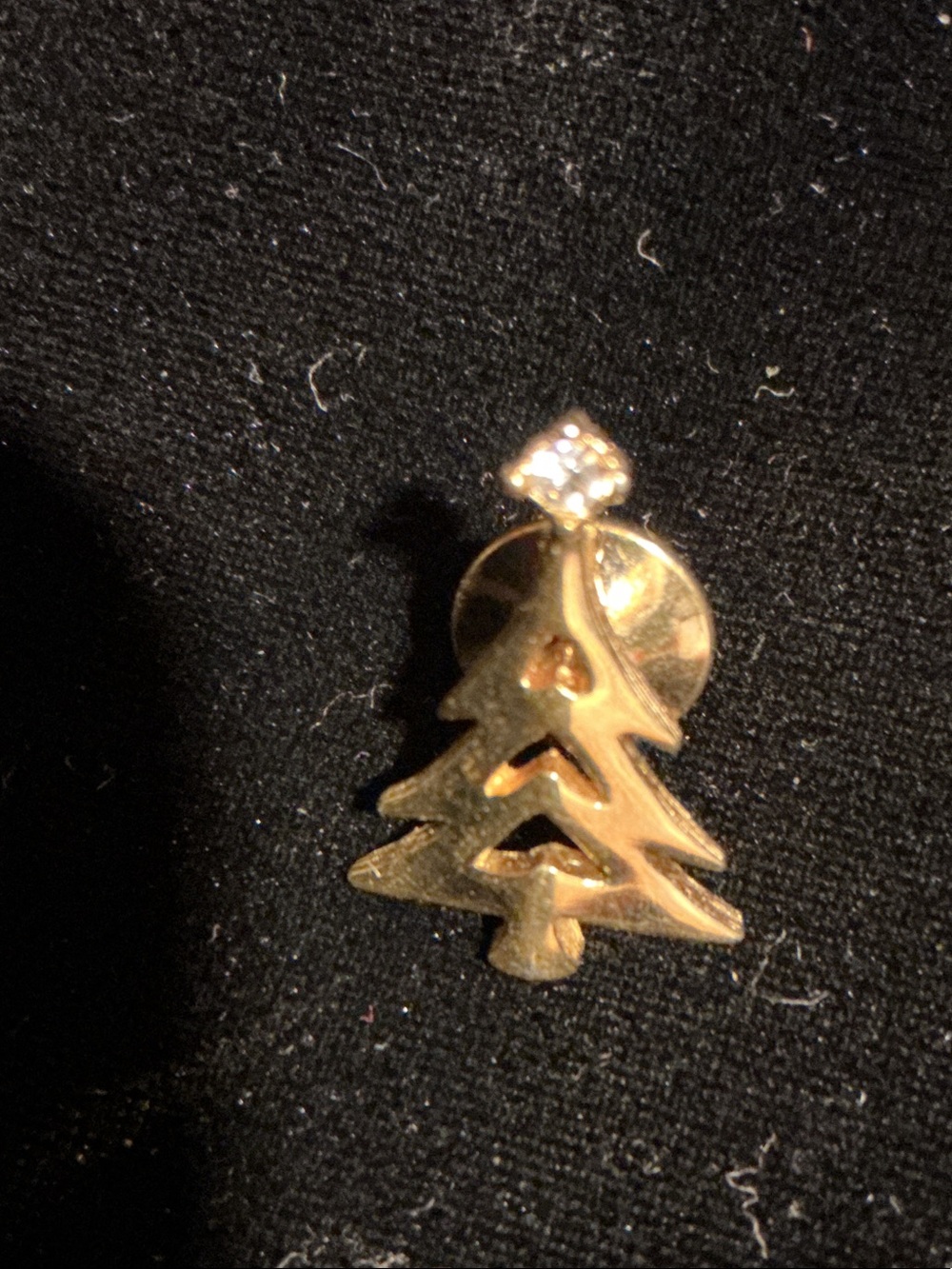 Avon Gold Tone Christmas Tree Stud Earring with Clear Stone Accent